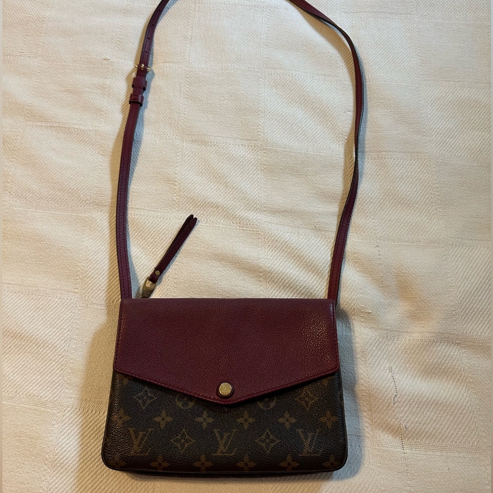 100% Authentic Louis Vuitton Twice Raisin Monogram Canvas Shoulder Bag